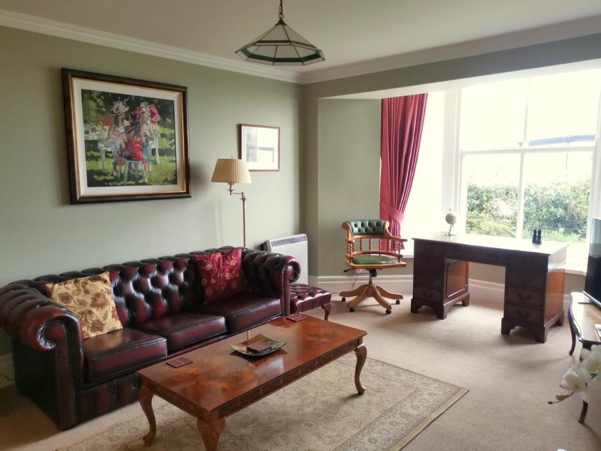 Crown Hill, Grange Over Sands Екстериор снимка